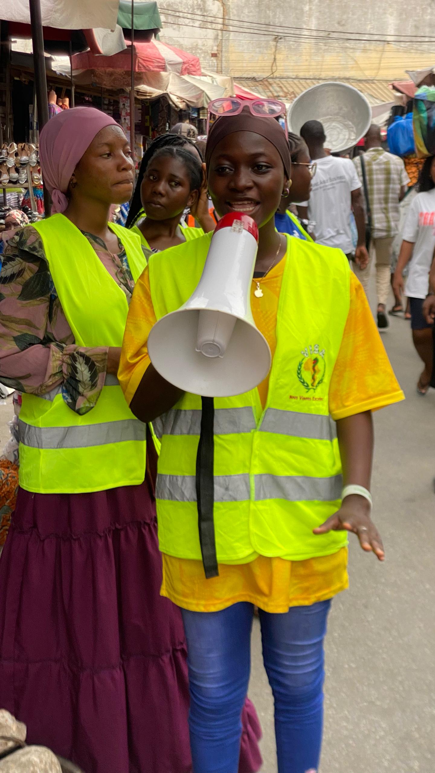 Sensibilisation sur les Cancers du Col de l' Utérus , du Sein et sur la Violence de la Femme